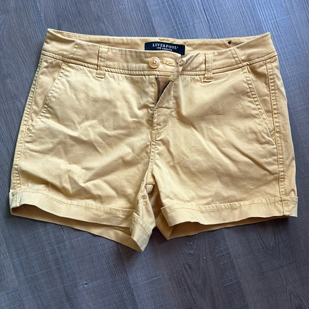 Liverpool cuffed shorts size 6/28 - mustard yellow